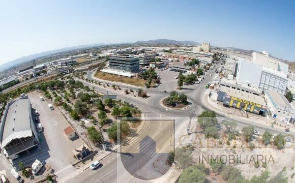 For sale of land in Lorca