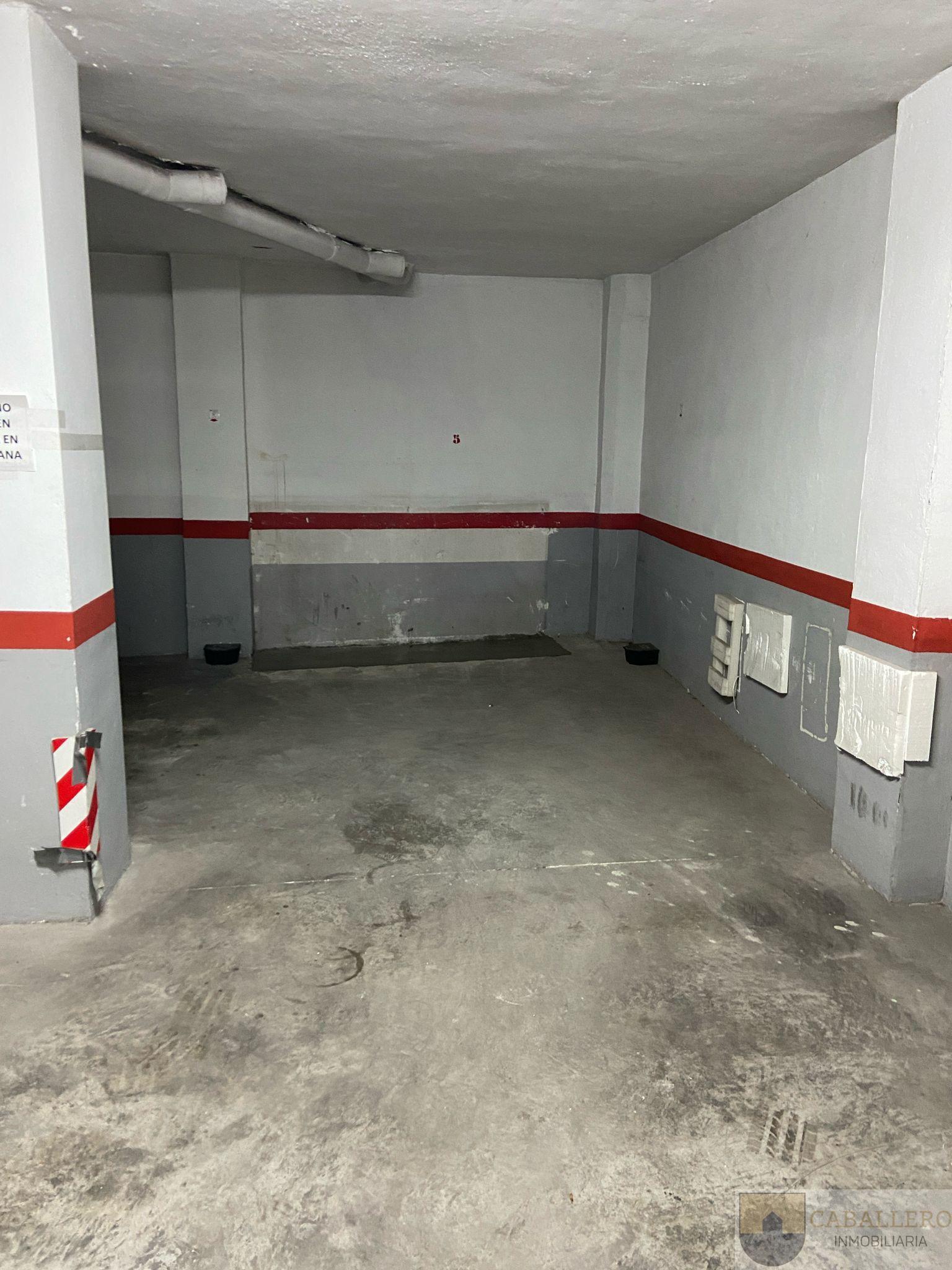 For sale of garage in Murcia