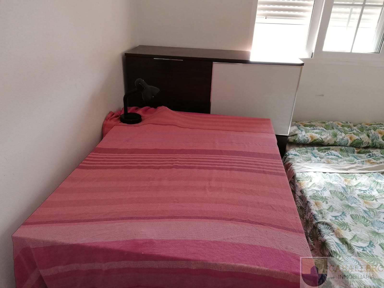 For sale of penthouse in Murcia