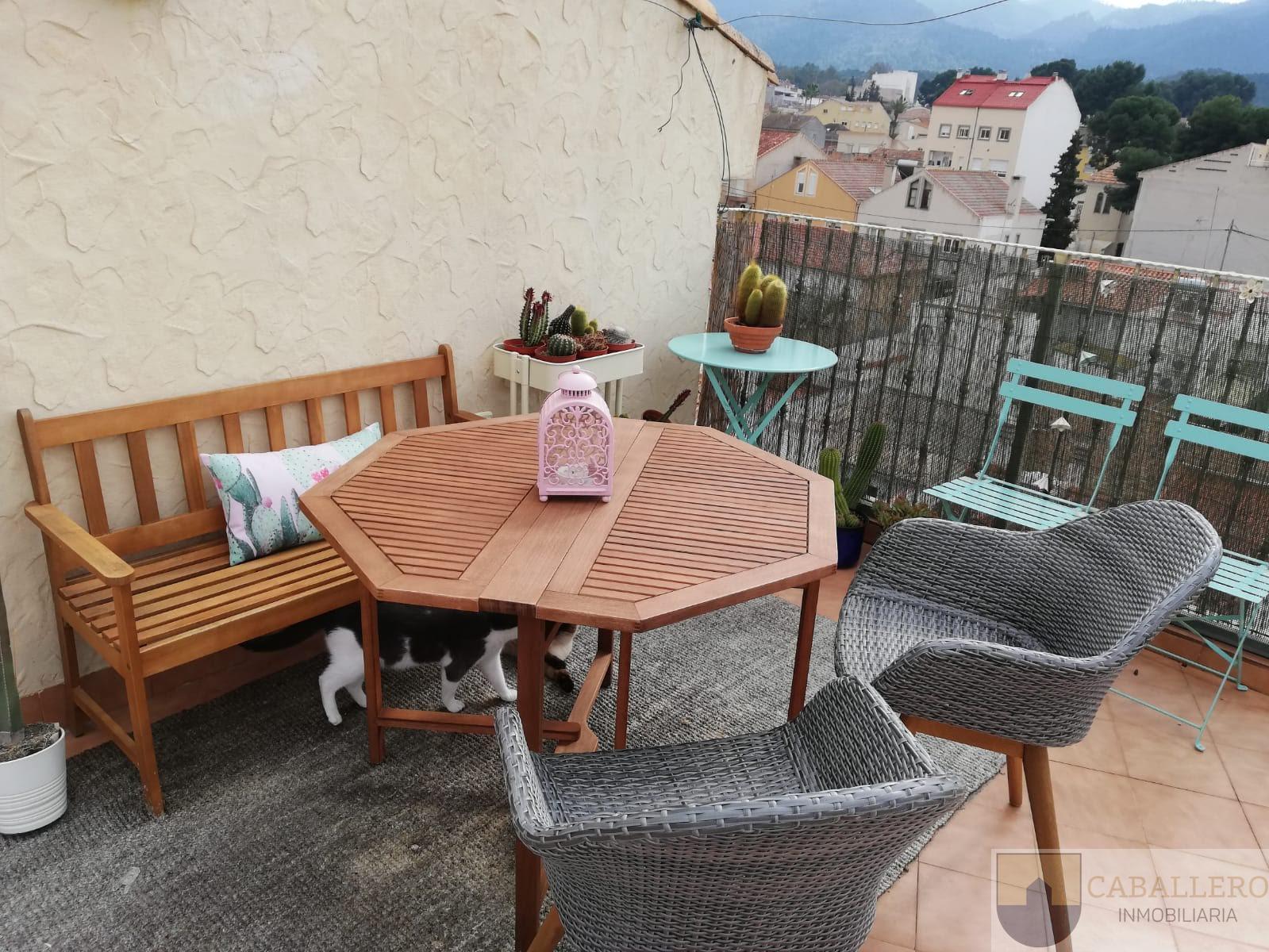 For sale of penthouse in Murcia