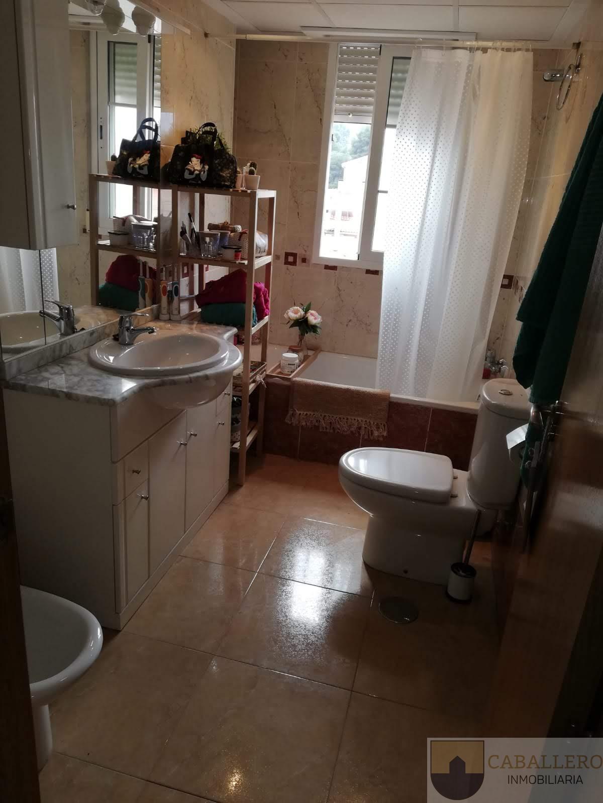 For sale of penthouse in Murcia