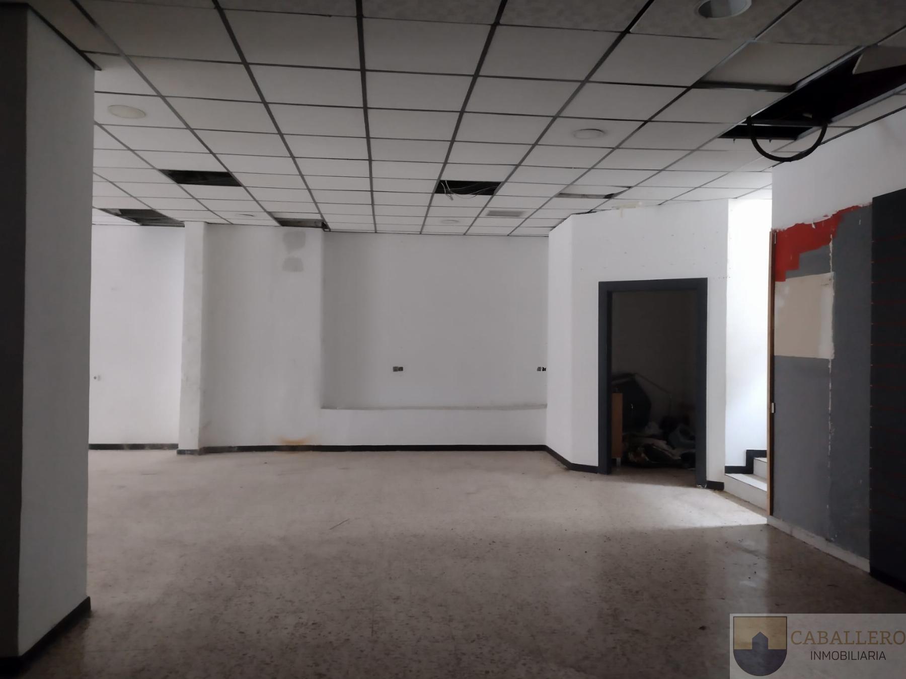 Venta de local comercial en Murcia