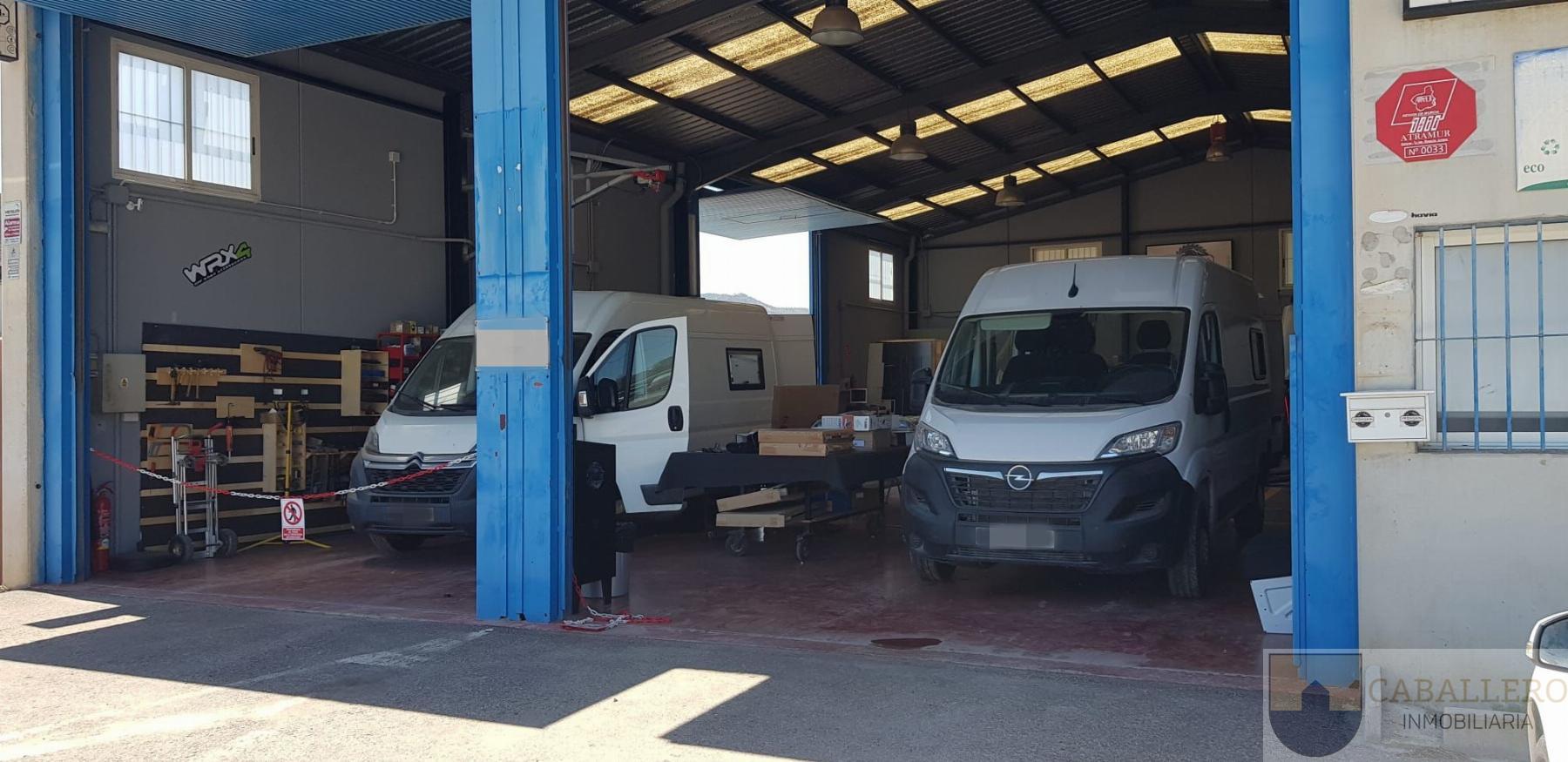 For rent of industrial plant/warehouse in Murcia