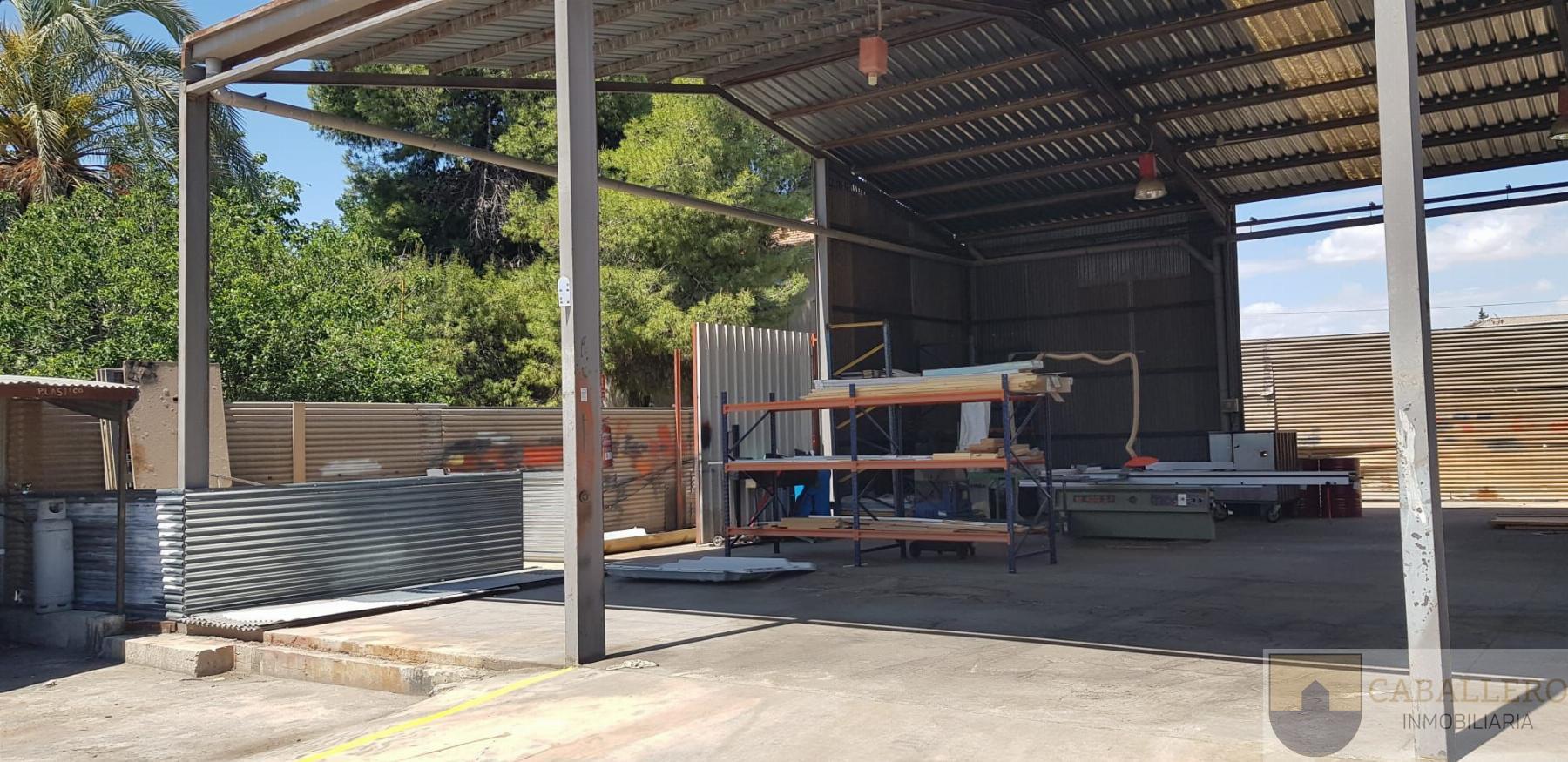 For rent of industrial plant/warehouse in Murcia