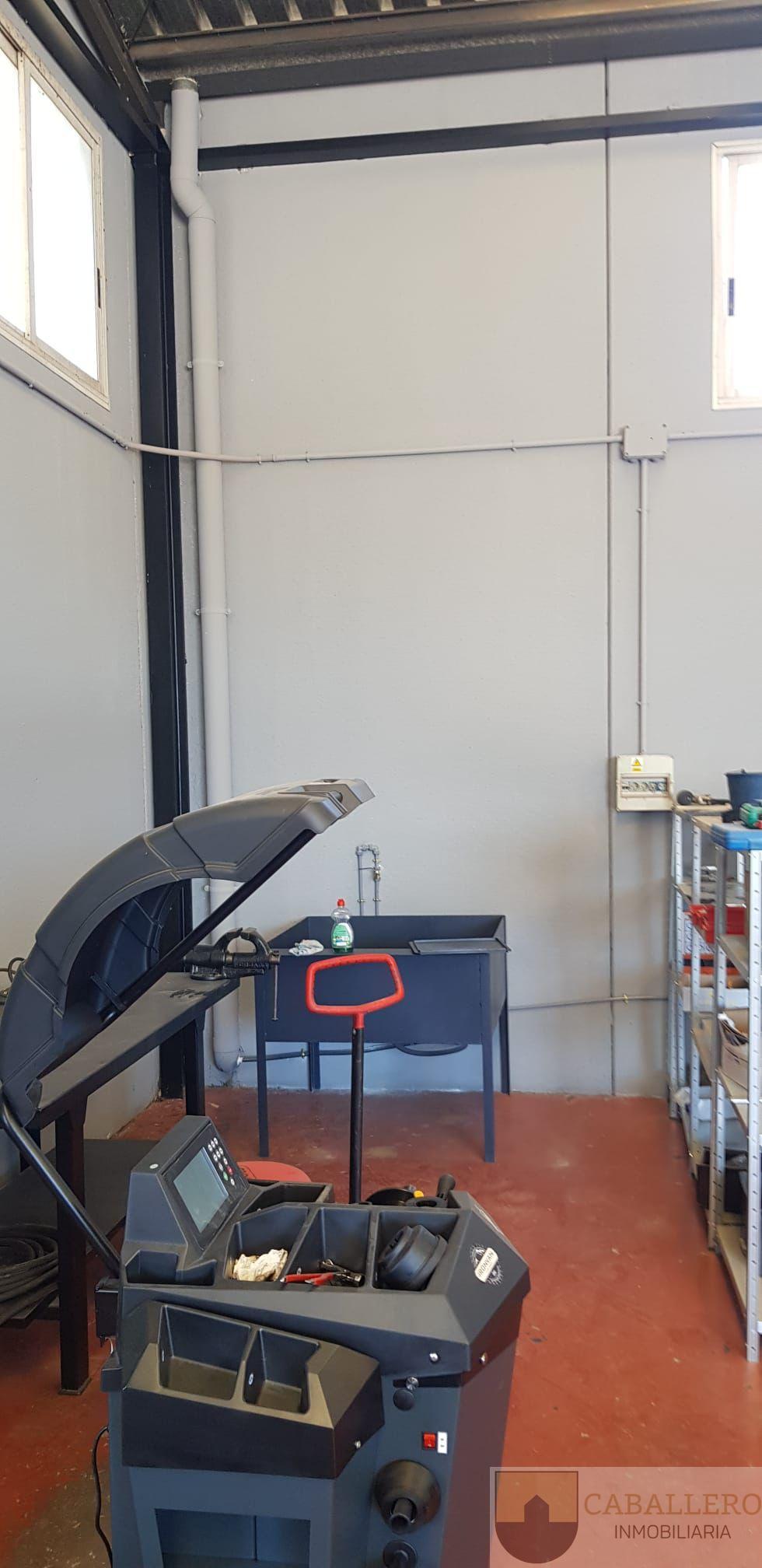 For rent of industrial plant/warehouse in Murcia