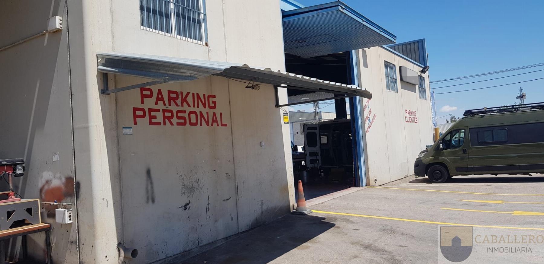 For rent of industrial plant/warehouse in Murcia