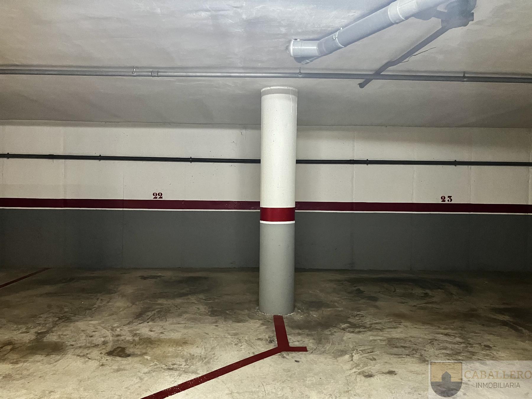 For sale of penthouse in Murcia