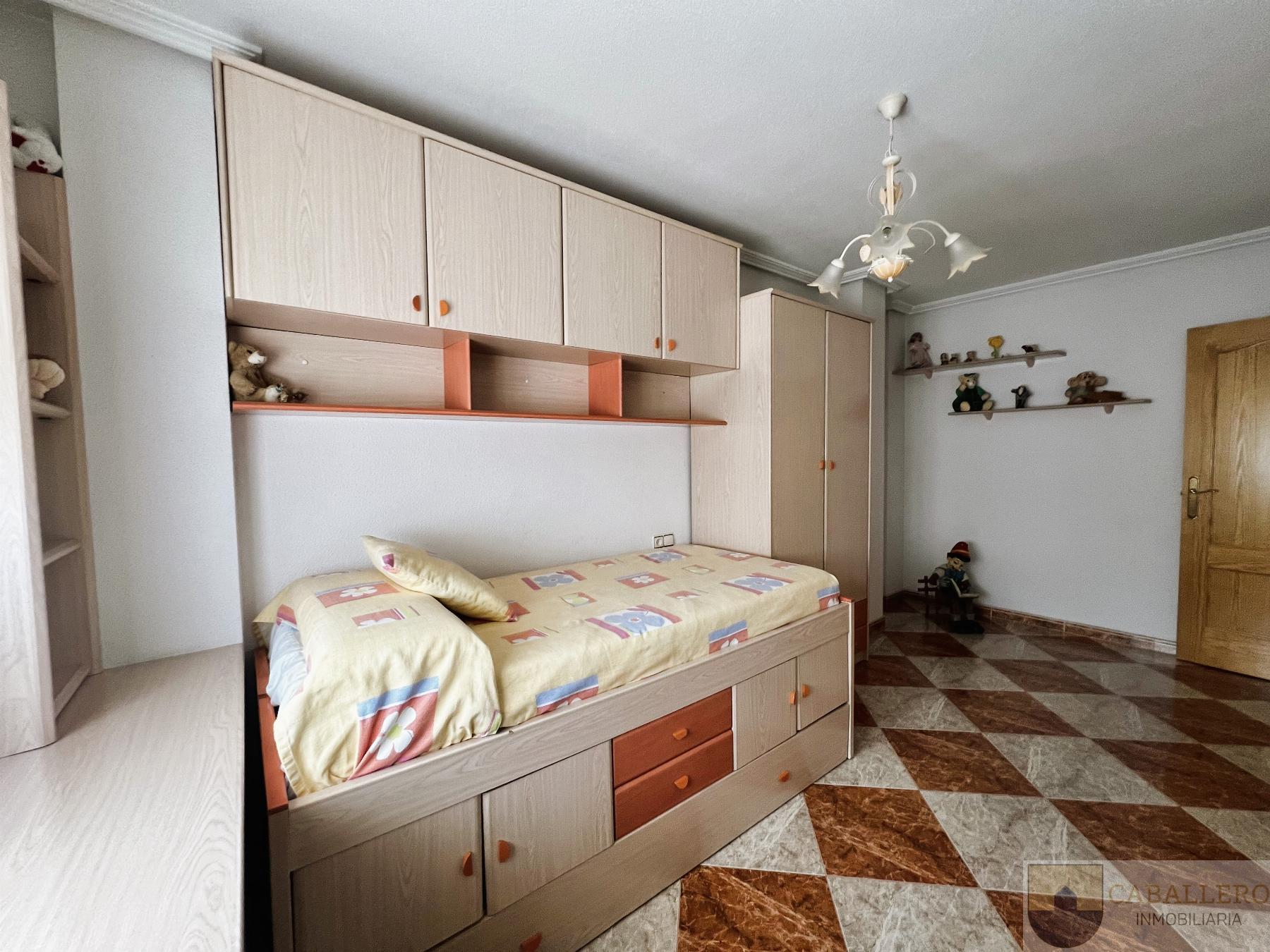 For sale of duplex in Murcia