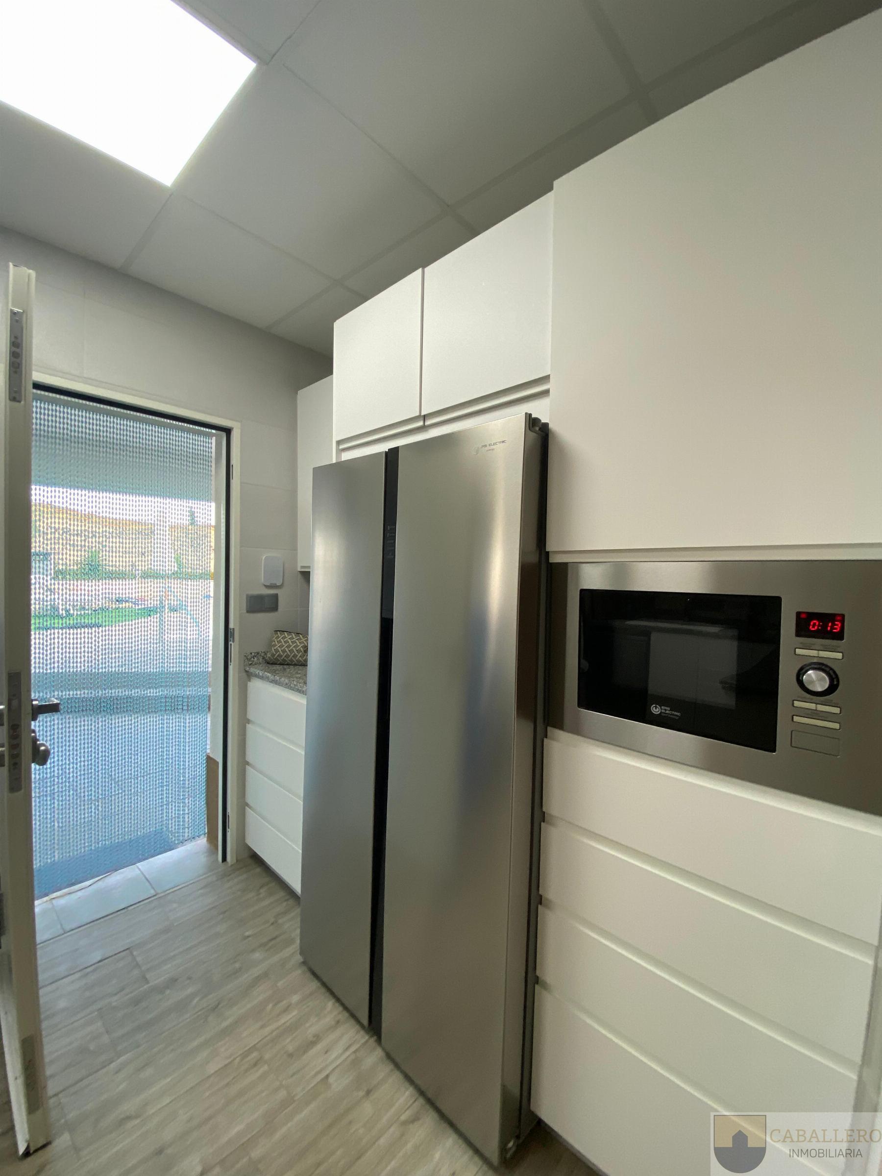 For sale of chalet in Murcia