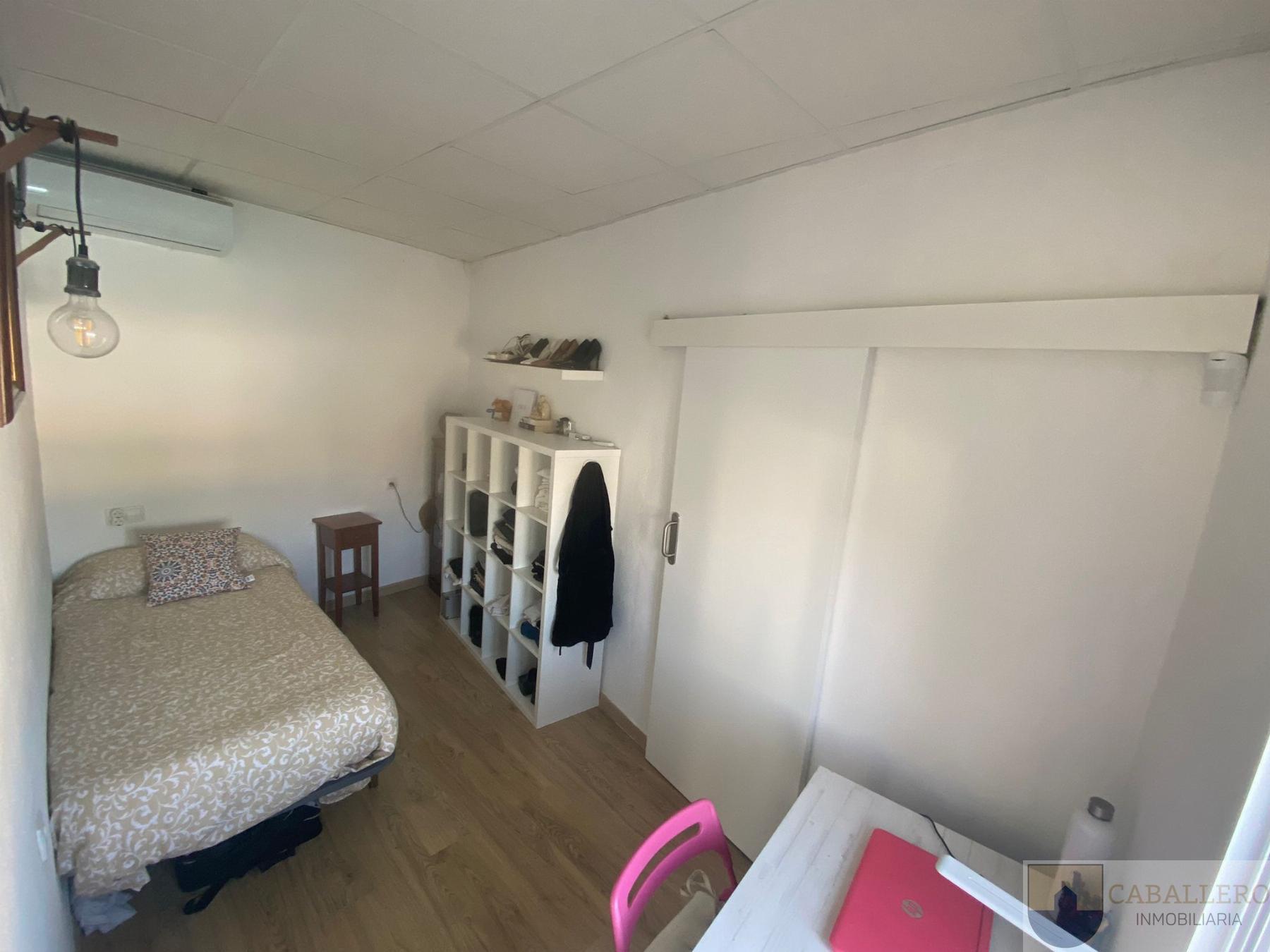 For sale of chalet in Murcia