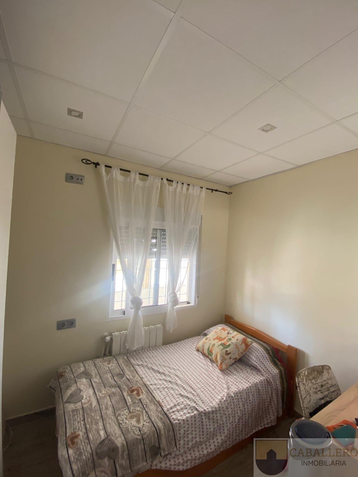For sale of chalet in Murcia