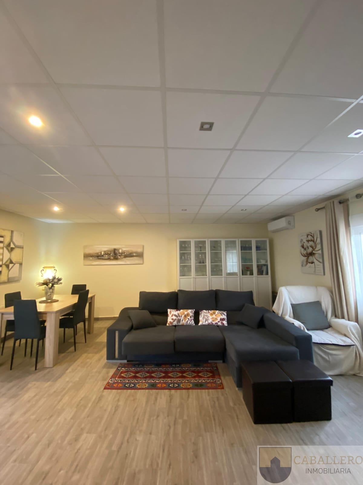 For sale of chalet in Murcia
