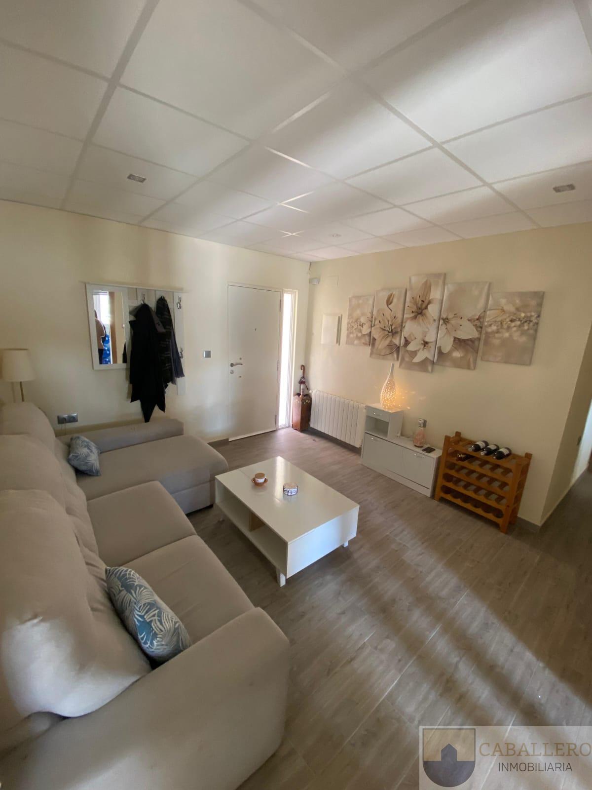 For sale of chalet in Murcia