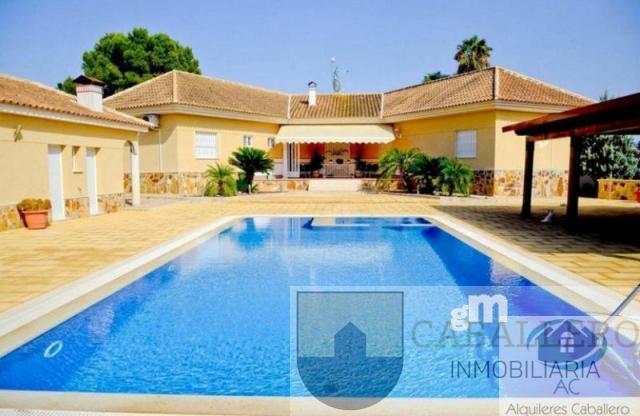 For sale of chalet in Murcia