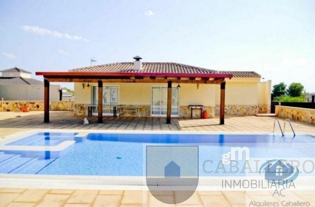 For sale of chalet in Murcia