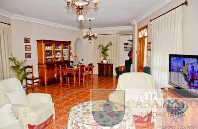 For sale of chalet in Murcia