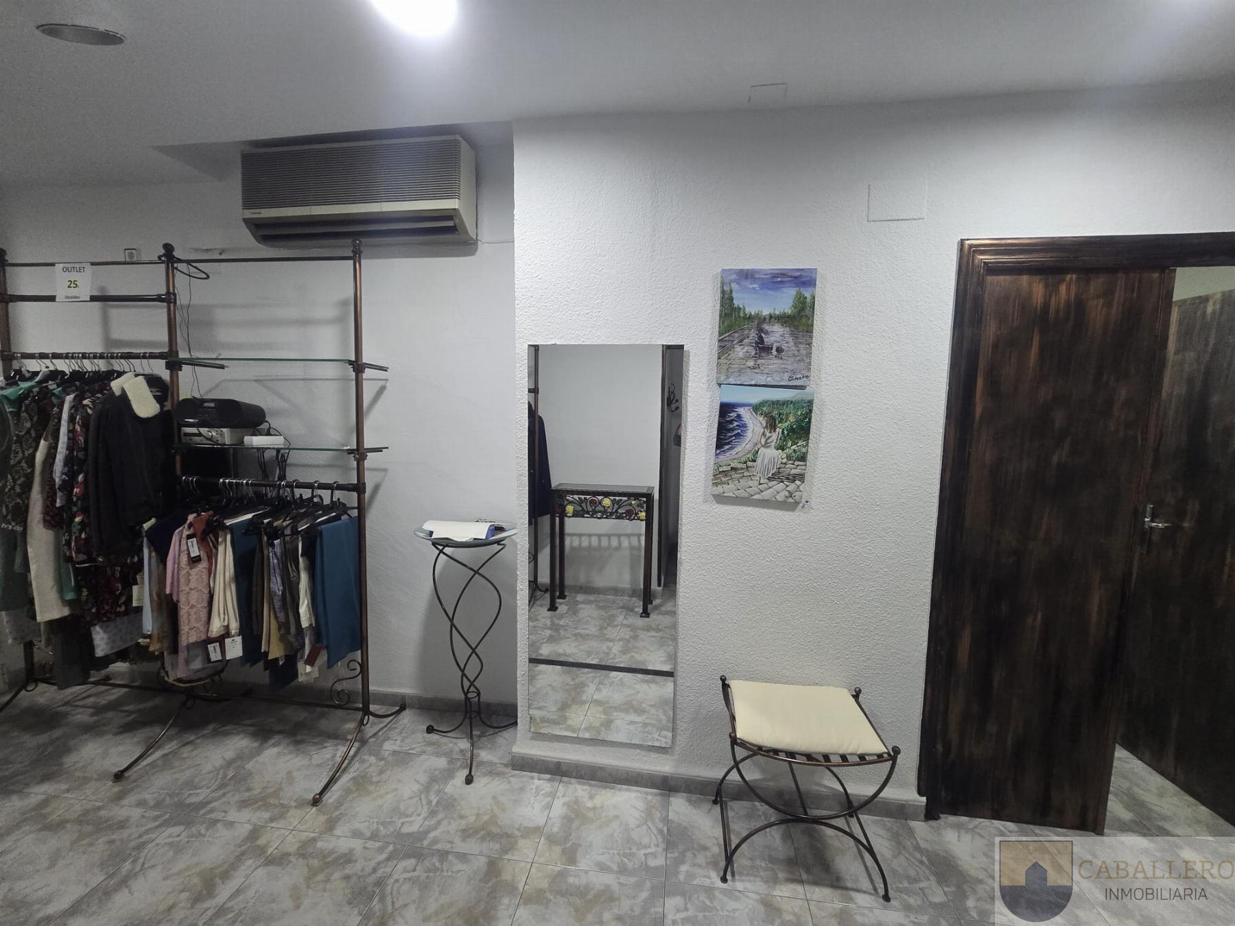 For rent of commercial in Murcia