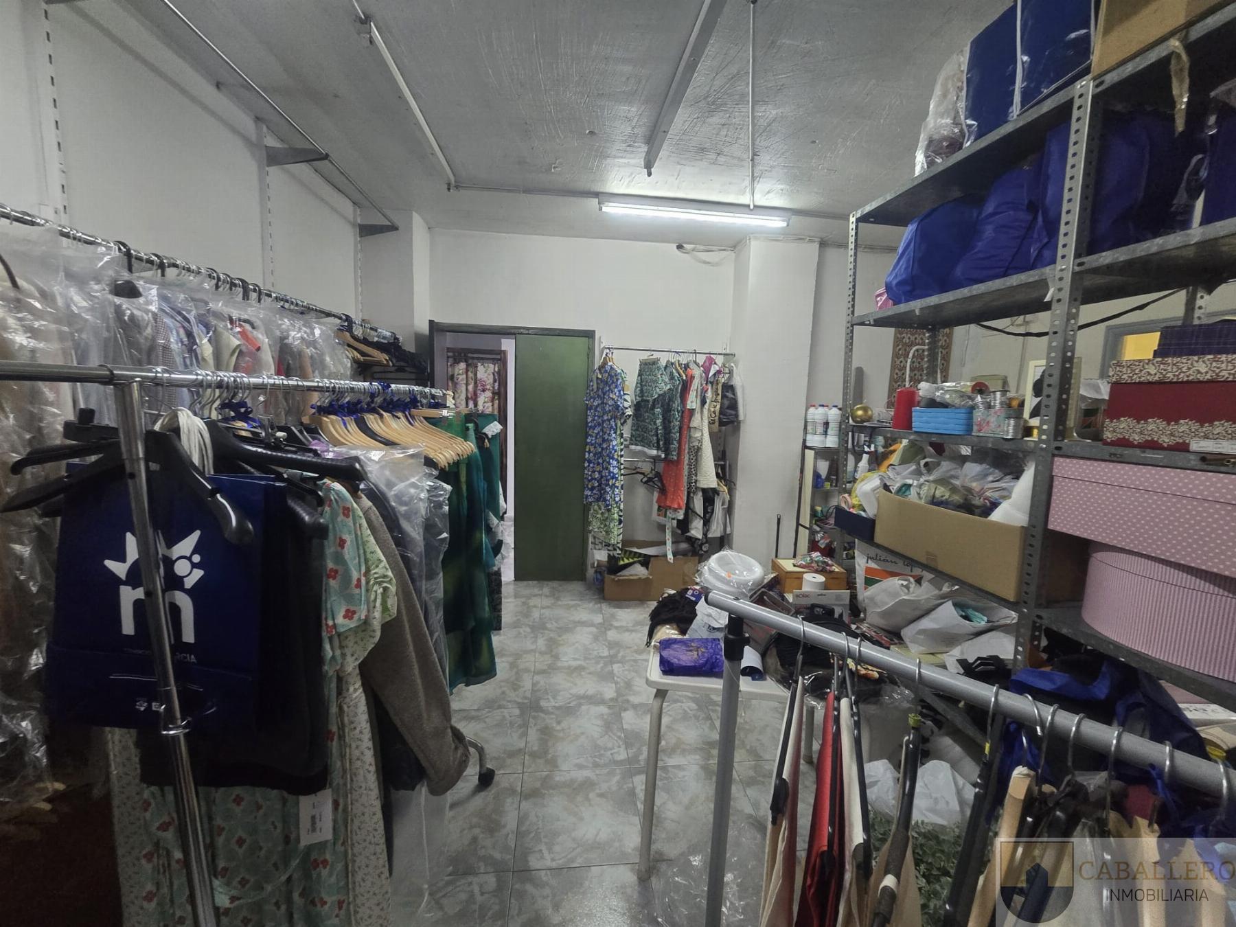 For rent of commercial in Murcia