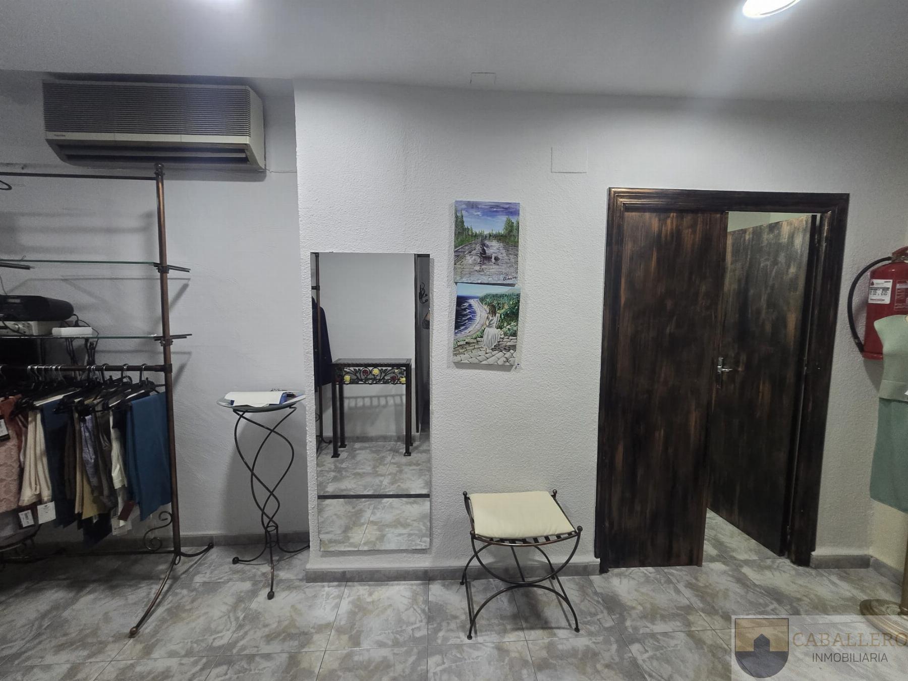 For rent of commercial in Murcia
