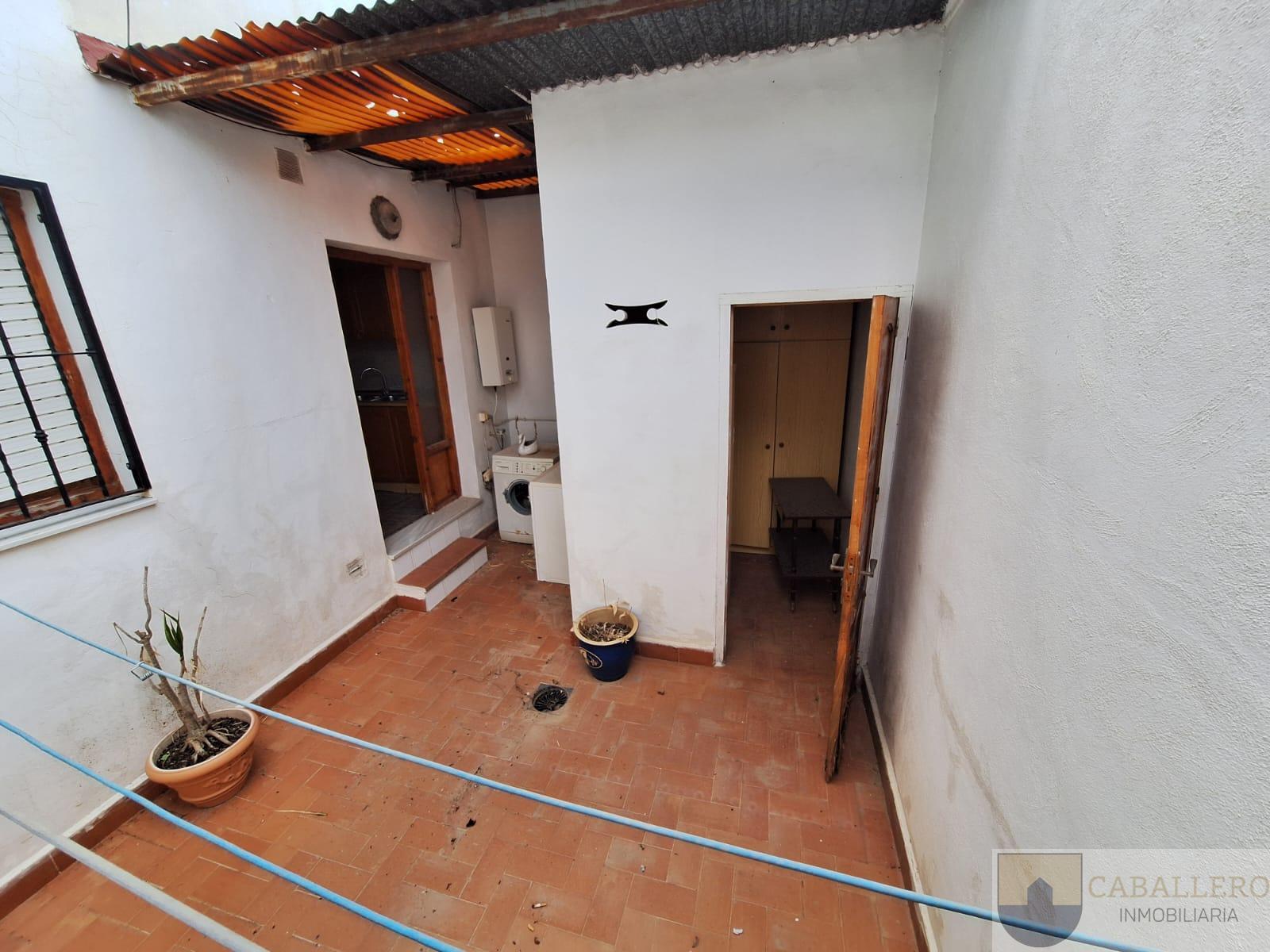 For sale of duplex in Jacarilla