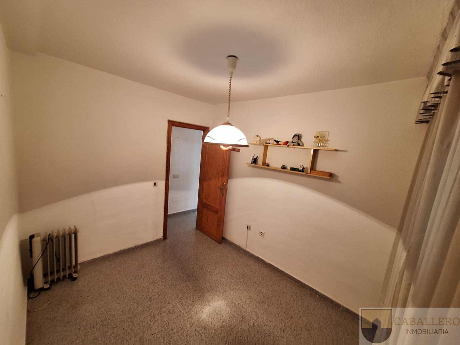 For sale of duplex in Jacarilla