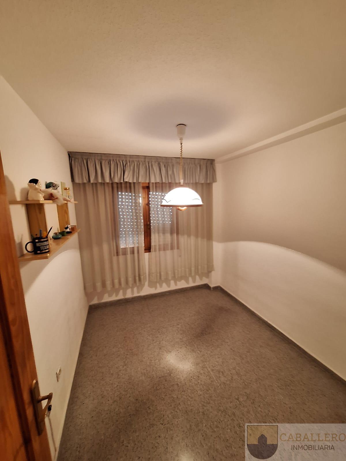 For sale of duplex in Jacarilla