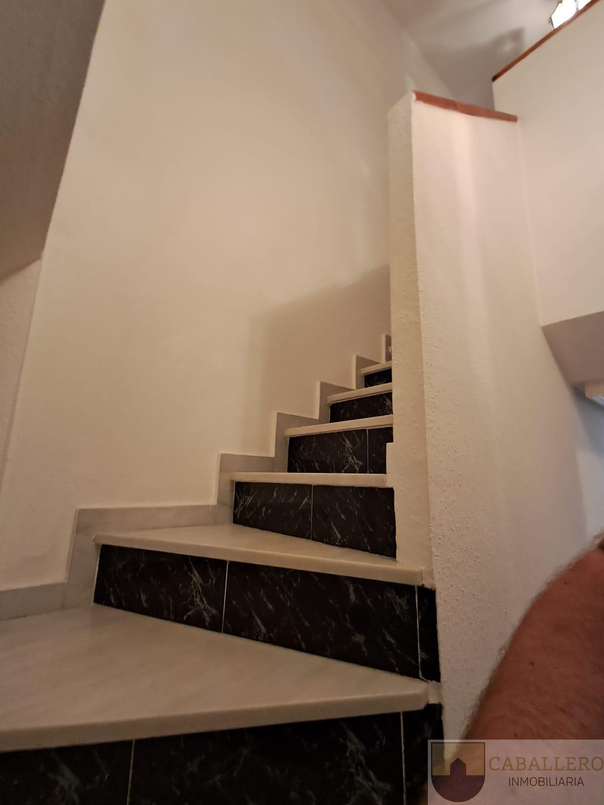 For sale of duplex in Jacarilla