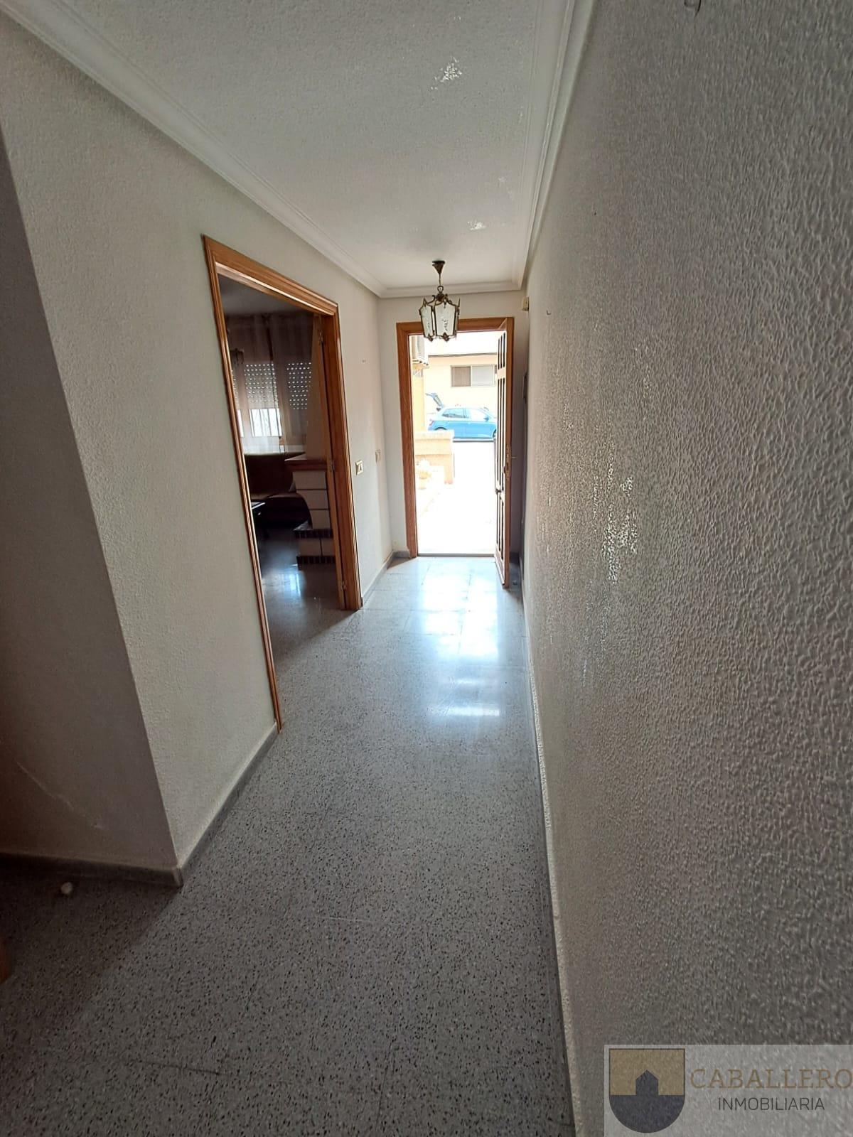 For sale of duplex in Jacarilla