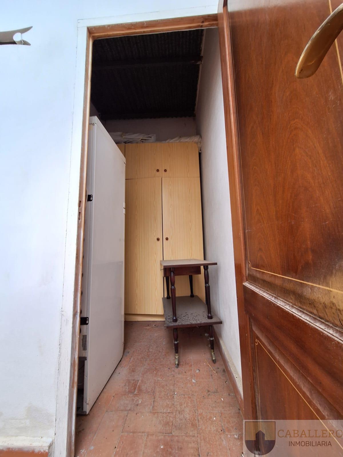 For sale of duplex in Jacarilla
