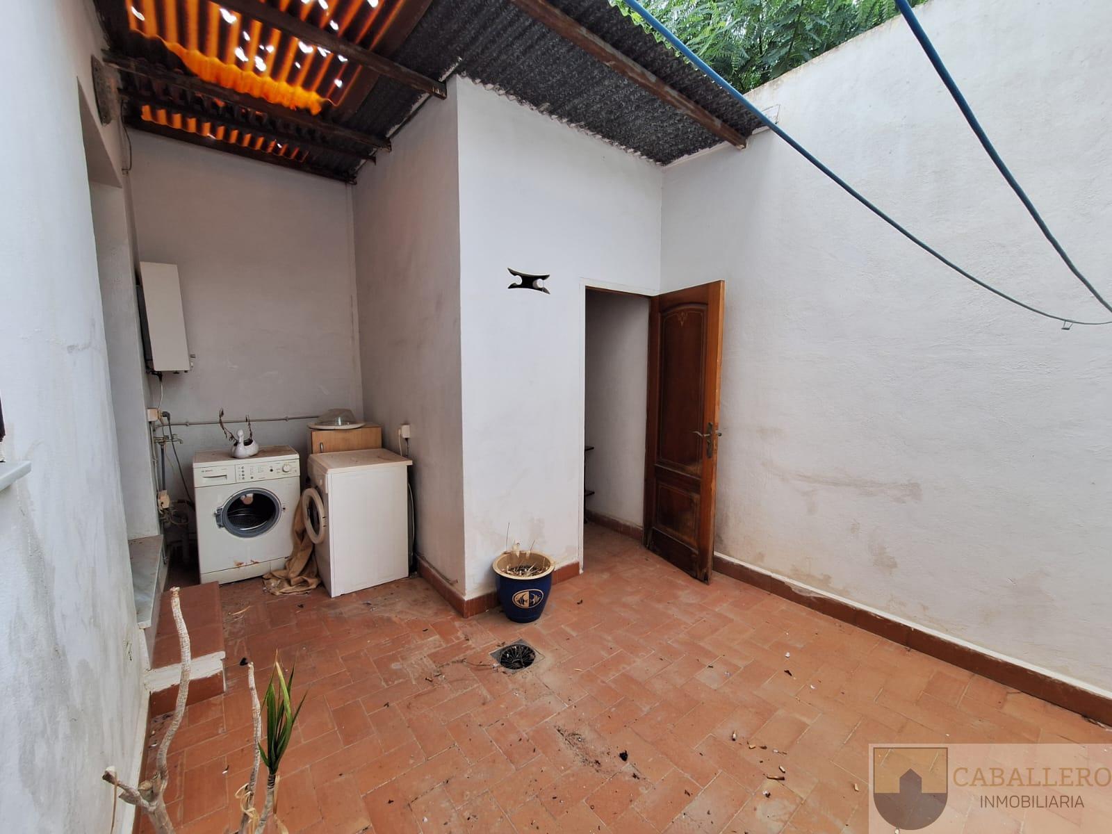 For sale of duplex in Jacarilla