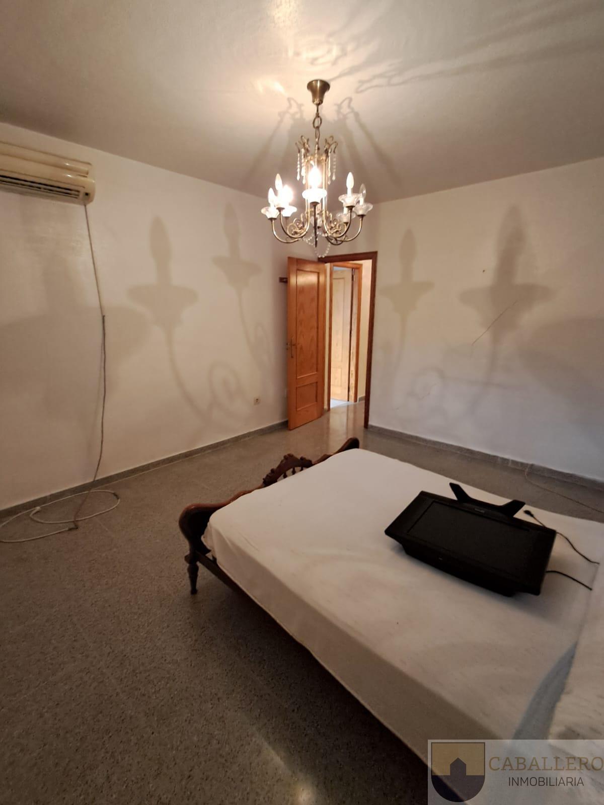 For sale of duplex in Jacarilla