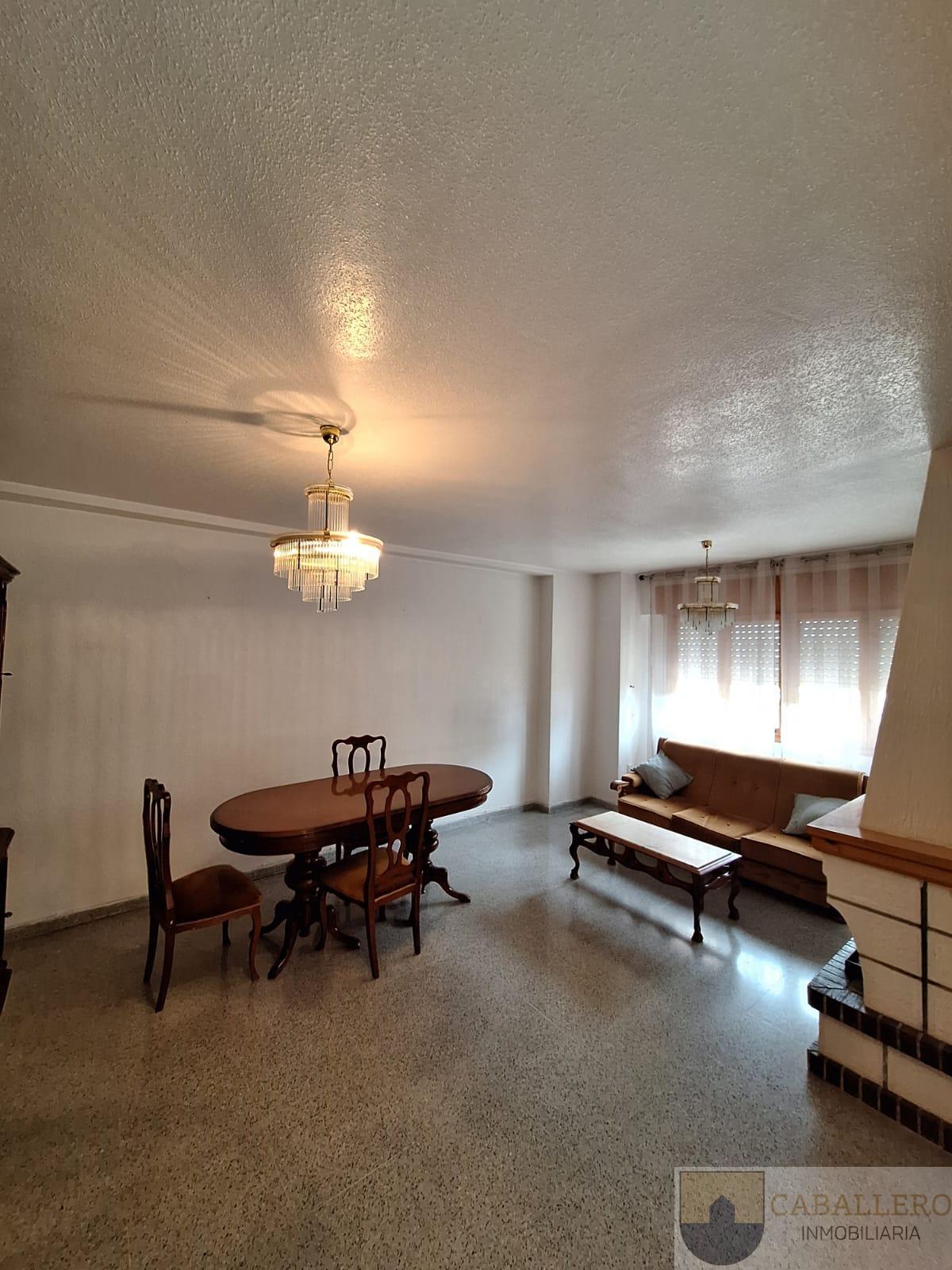 For sale of duplex in Jacarilla