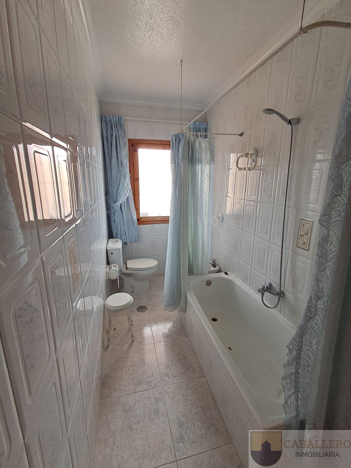 For sale of duplex in Jacarilla