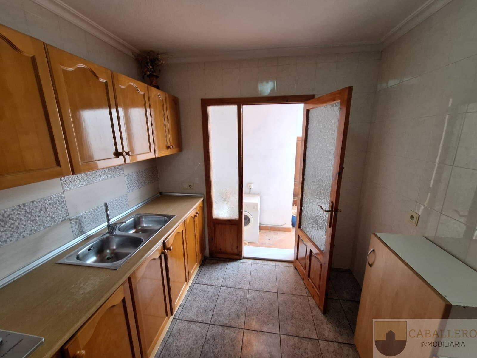 For sale of duplex in Jacarilla