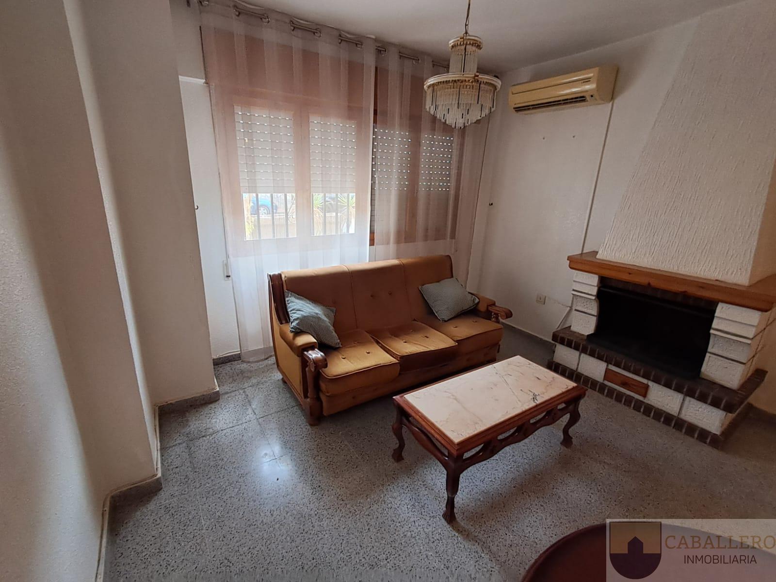 For sale of duplex in Jacarilla