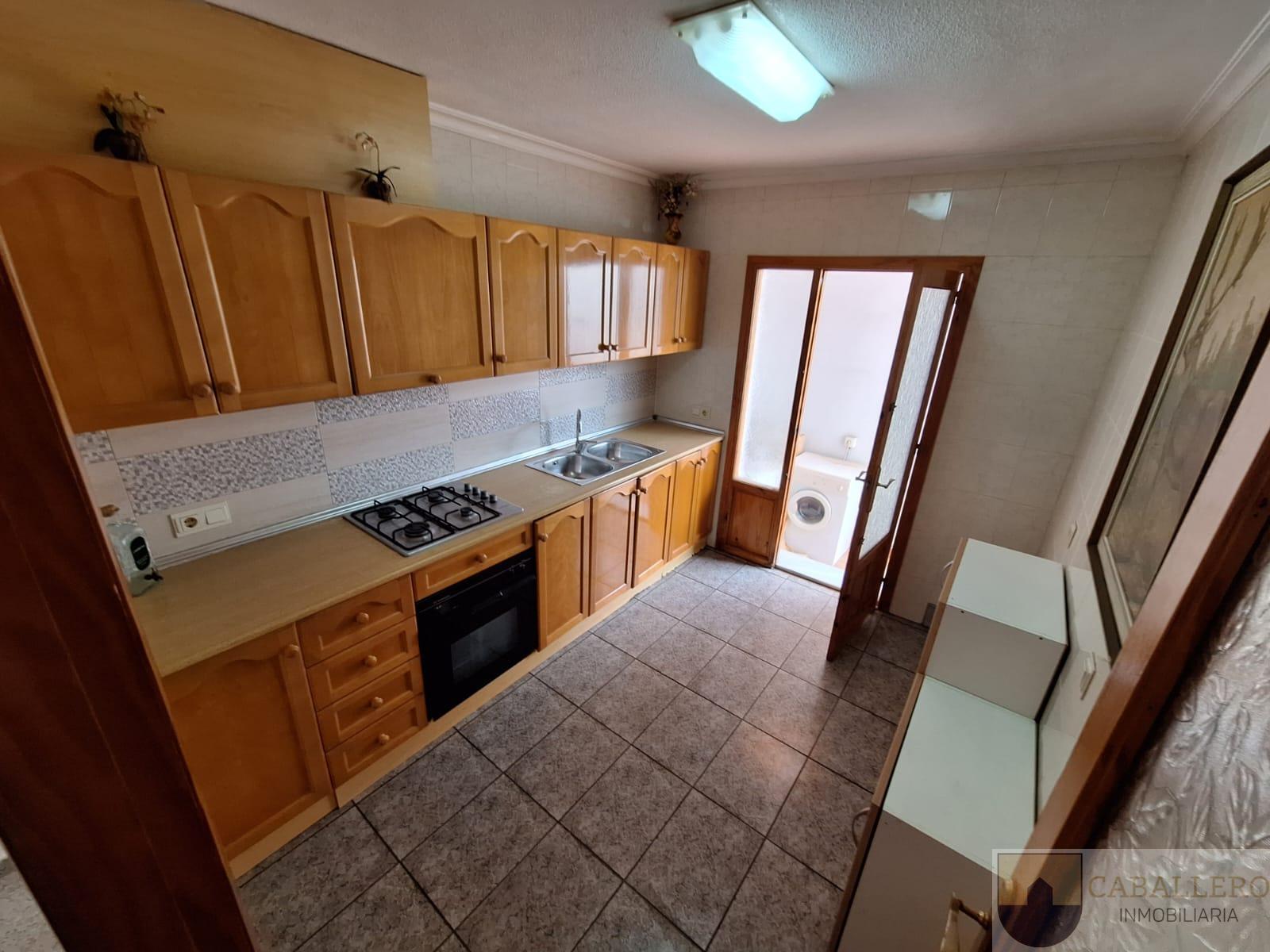 For sale of duplex in Jacarilla