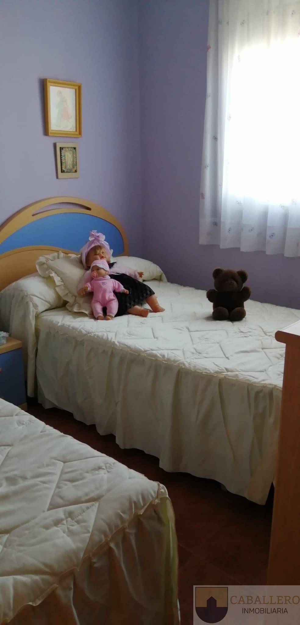 For sale of chalet in Murcia