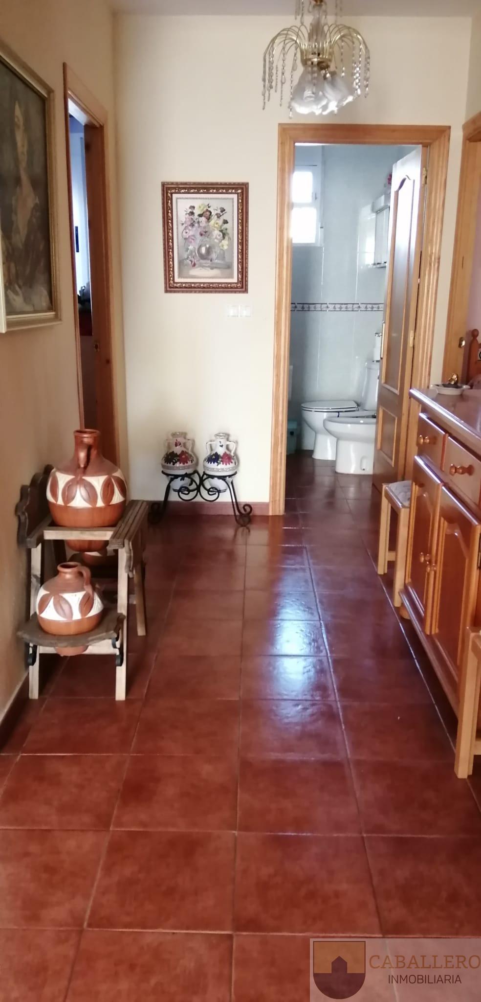 For sale of chalet in Murcia