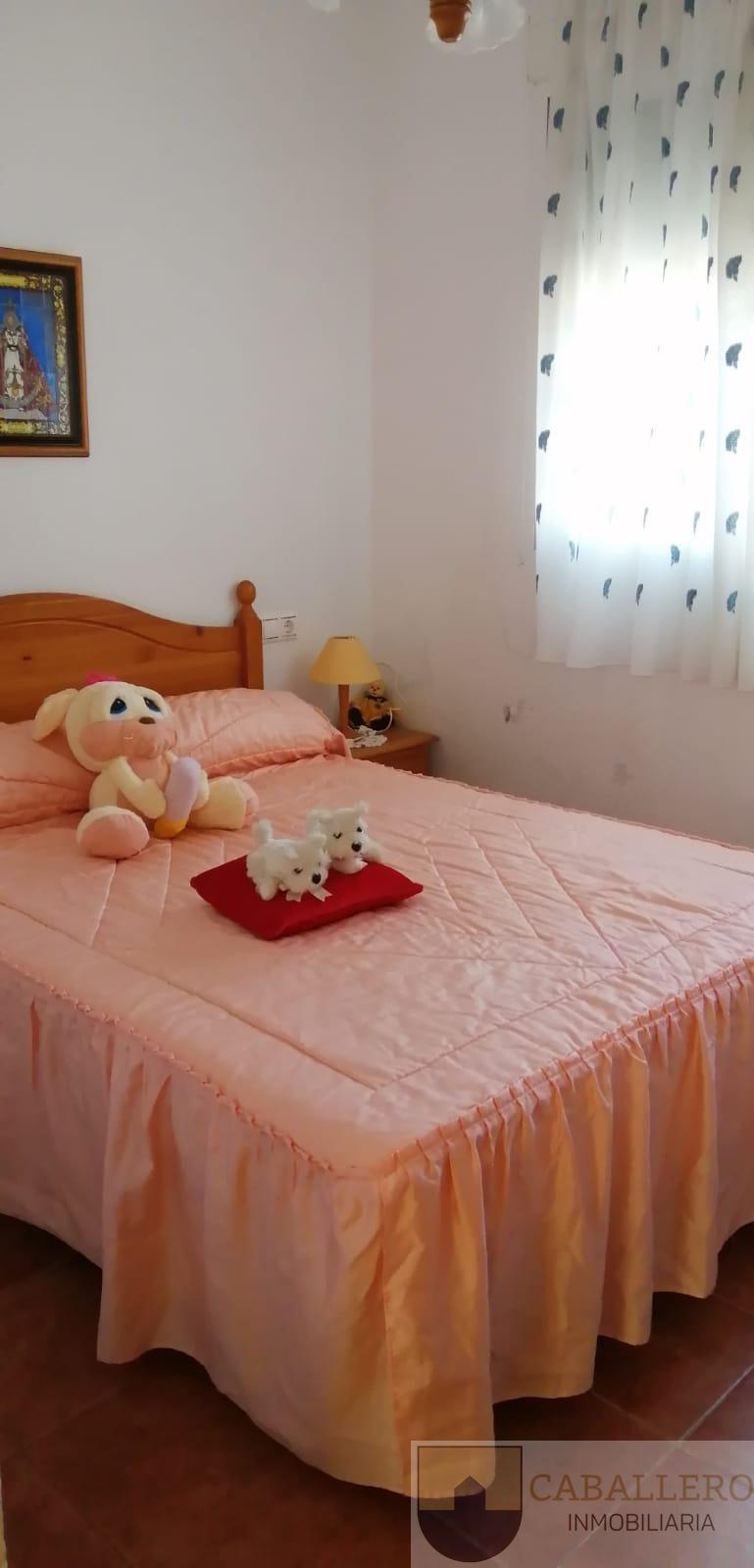 For sale of chalet in Murcia