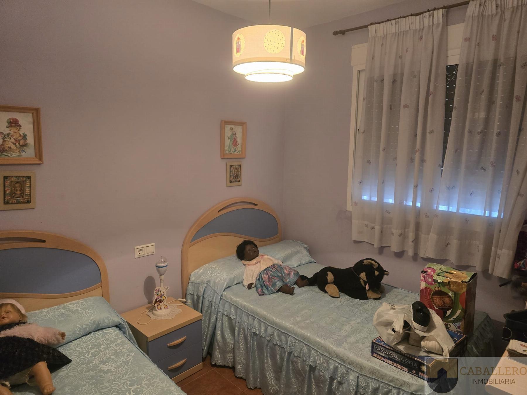 For sale of chalet in Murcia