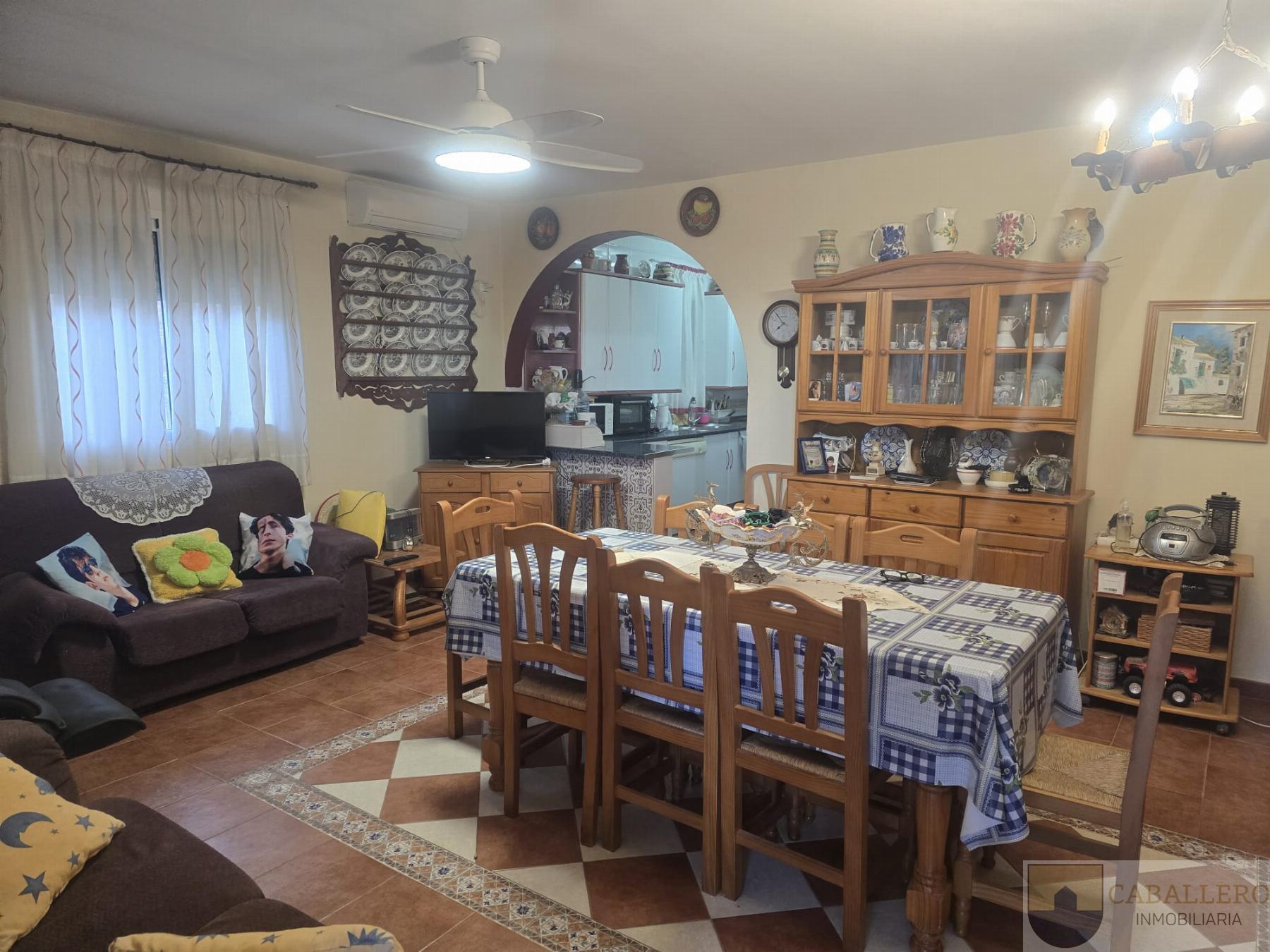 For sale of chalet in Murcia