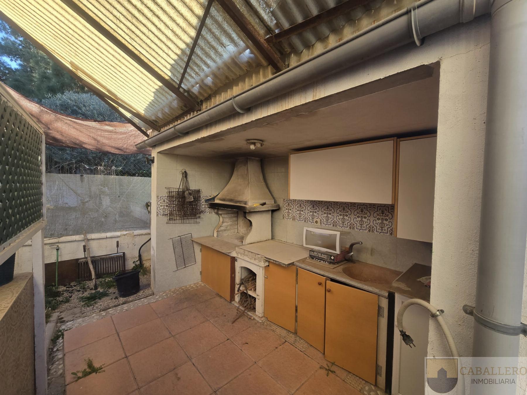 For sale of chalet in Murcia