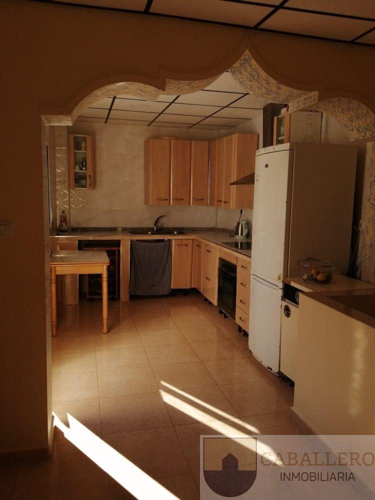 For sale of penthouse in Murcia