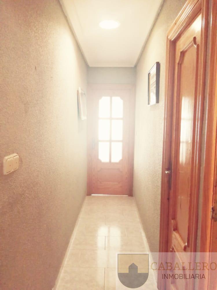 For sale of penthouse in Murcia