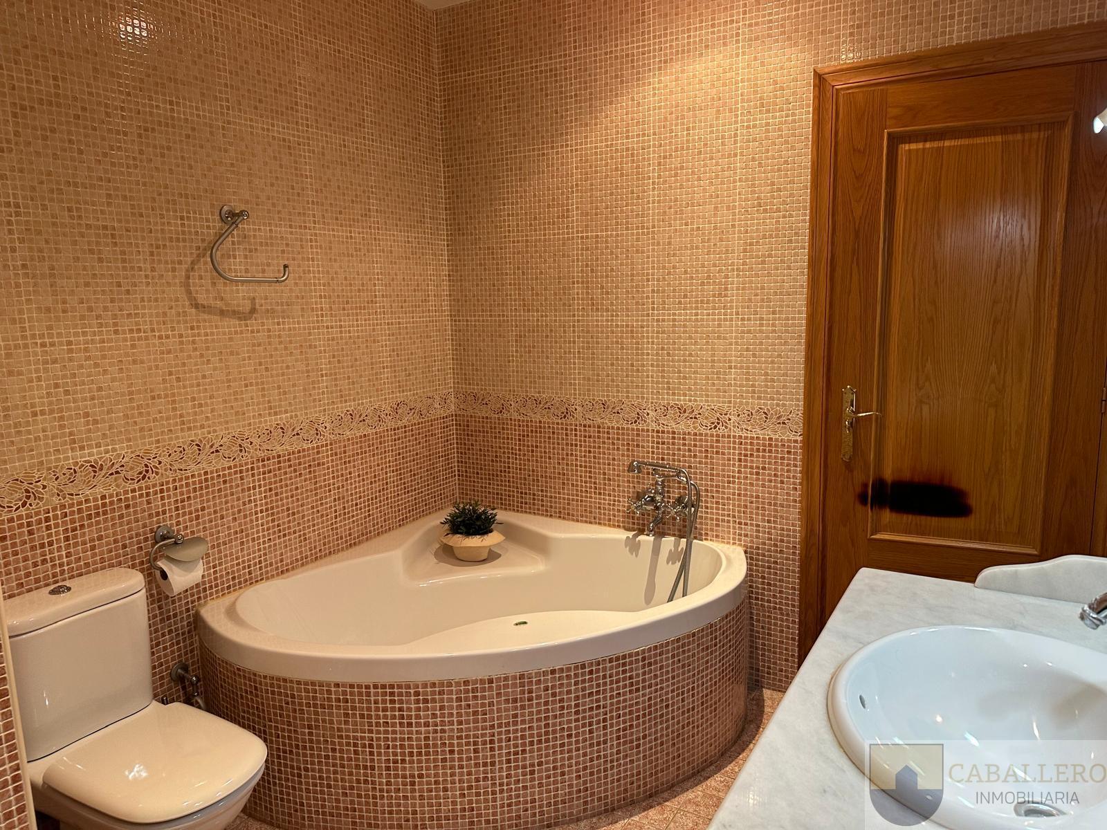 For sale of house in Murcia
