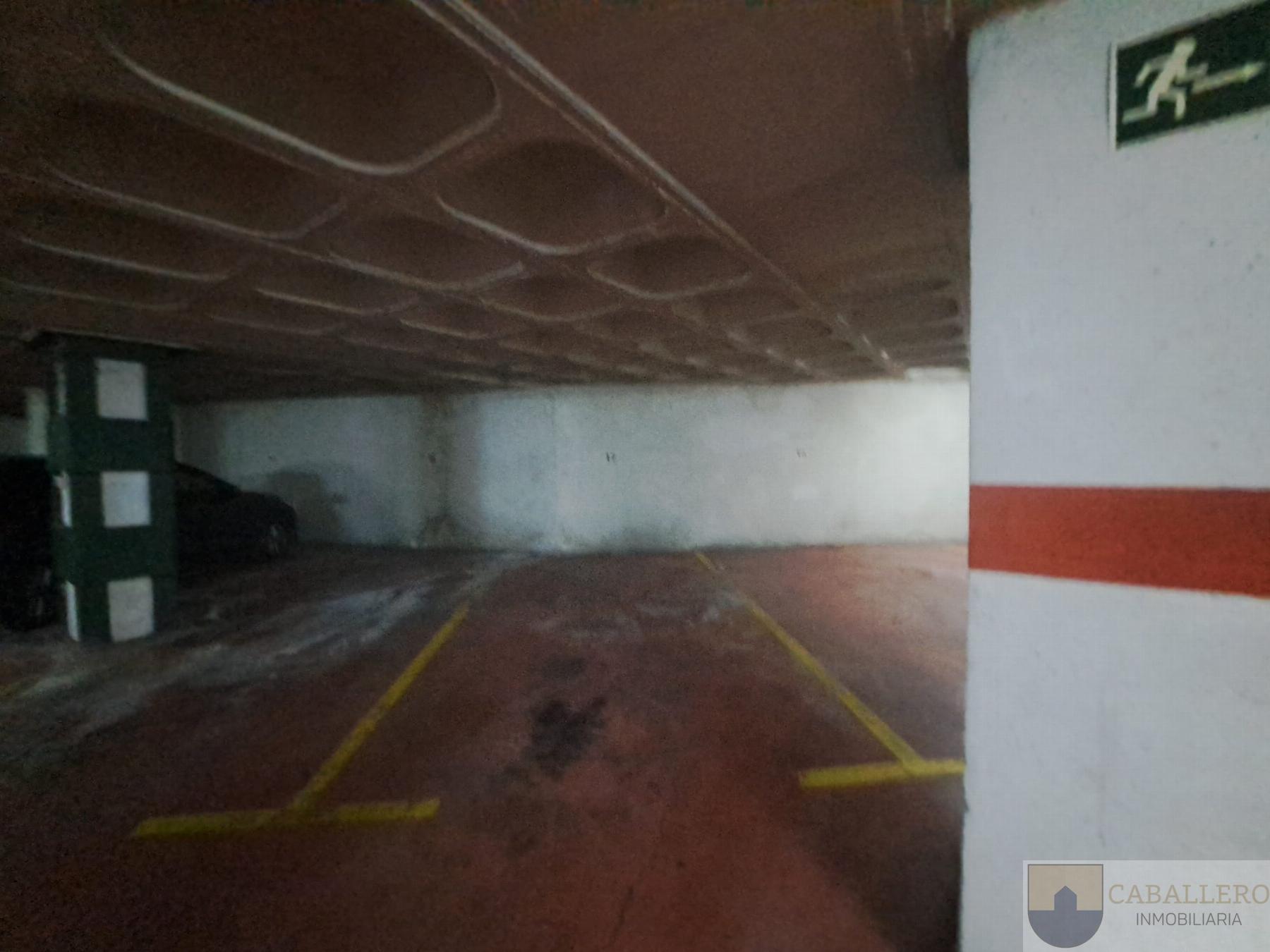 For sale of garage in Murcia