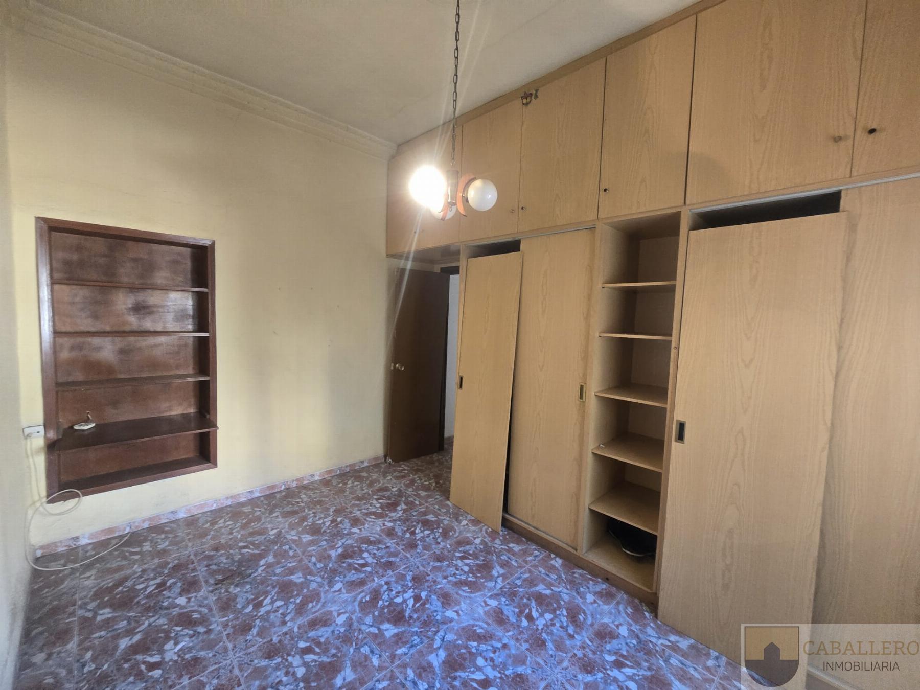 For sale of flat in Murcia