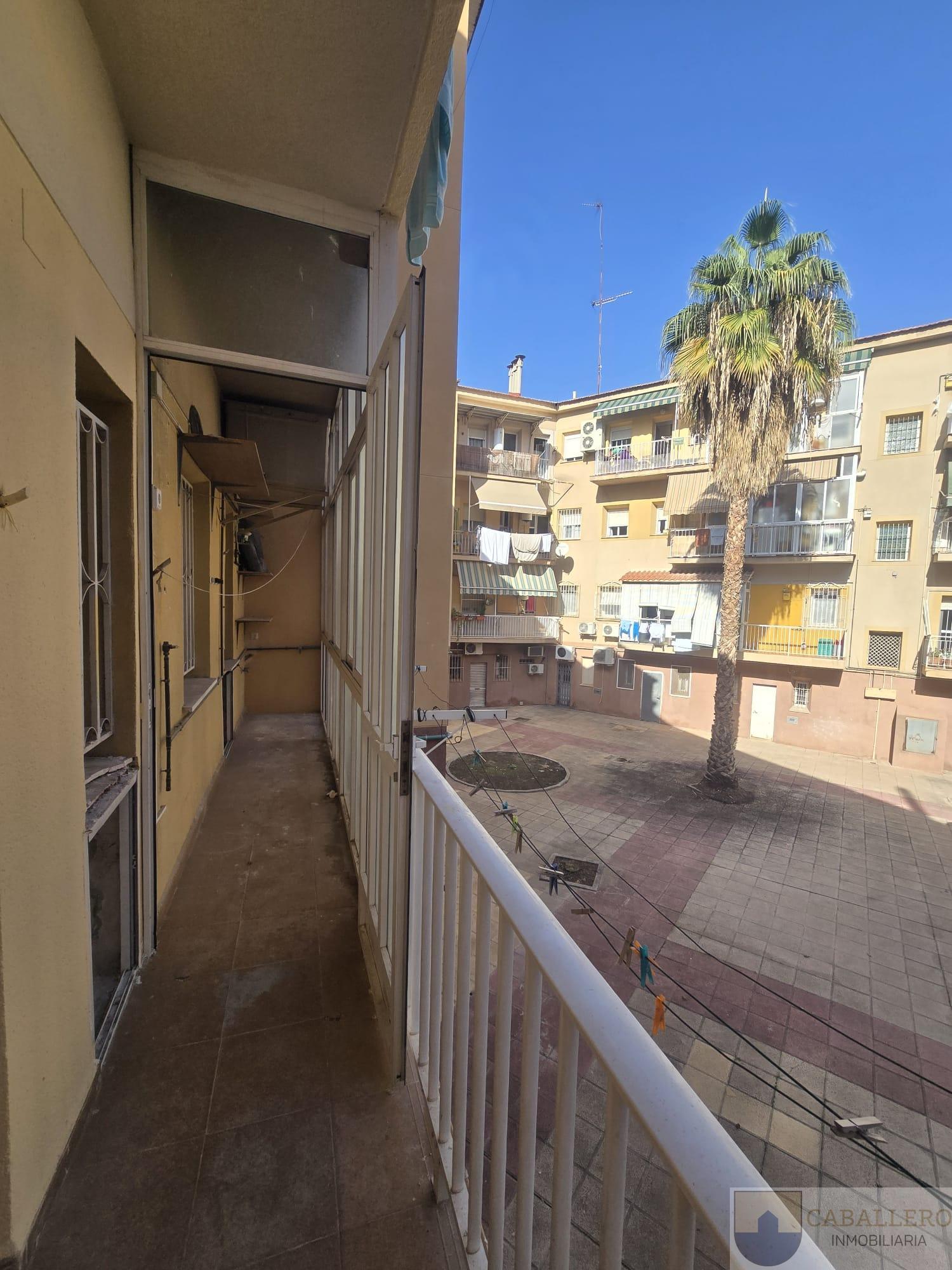 For sale of flat in Murcia
