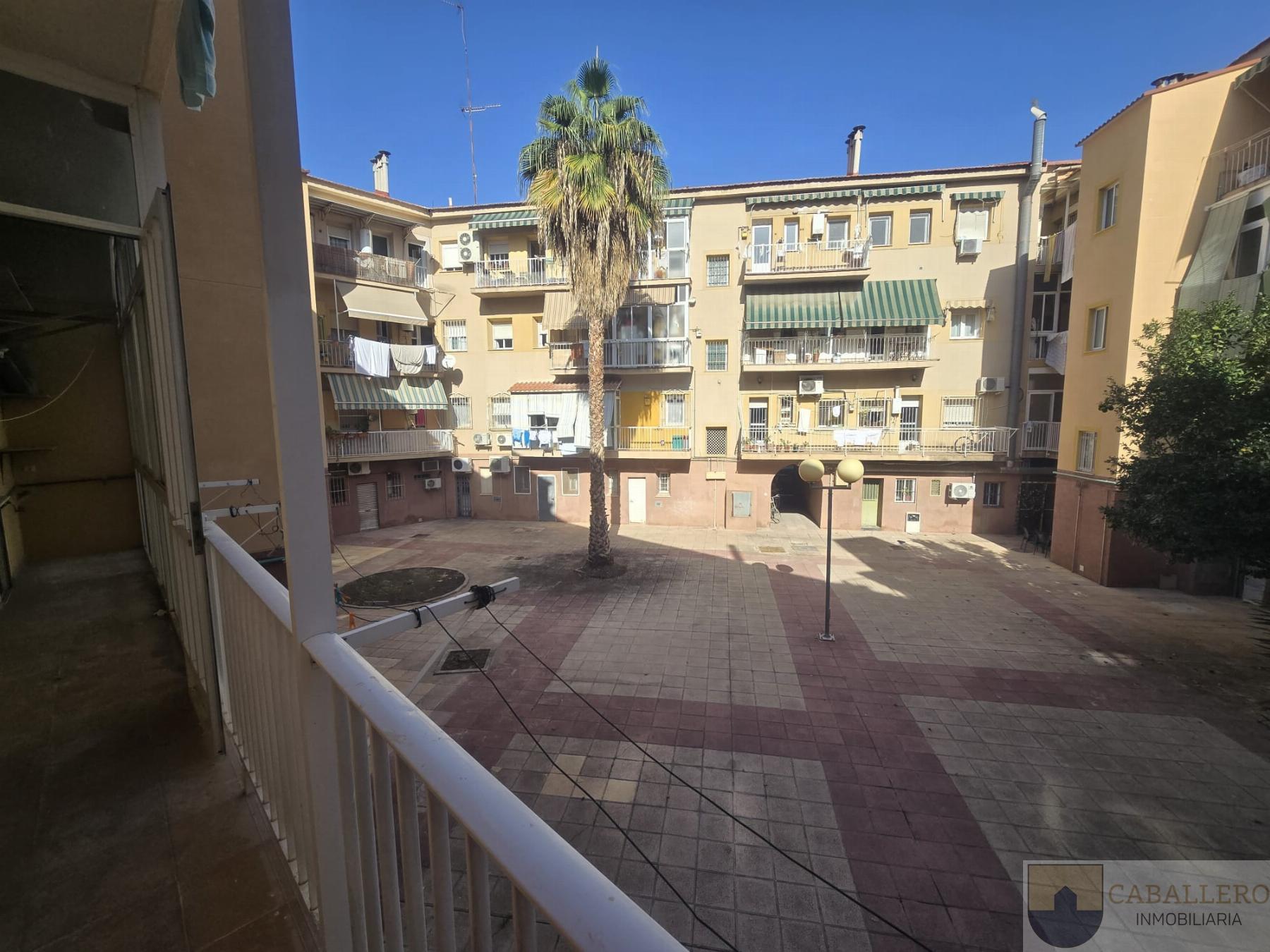 For sale of flat in Murcia