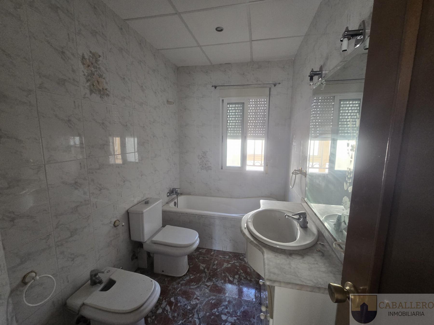 For sale of flat in Murcia